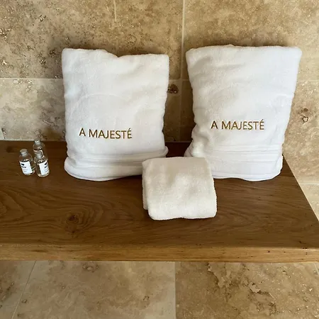 بيت للعطل A Majeste 10 Personnes A Barcugnan, Gers *