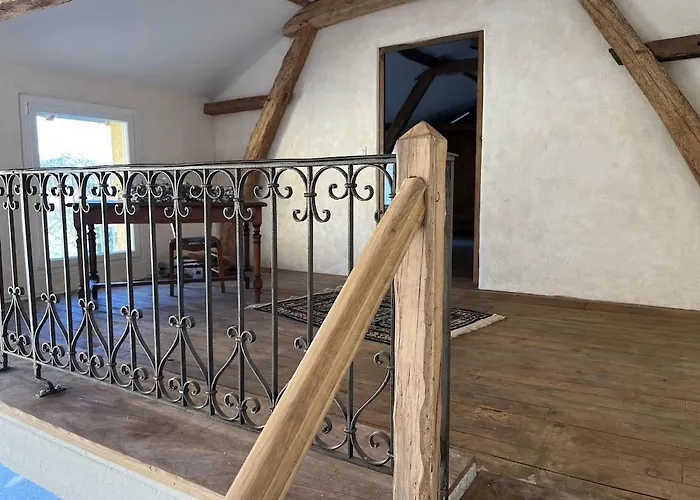 A Majeste 10 Personnes A Barcugnan, Gers *