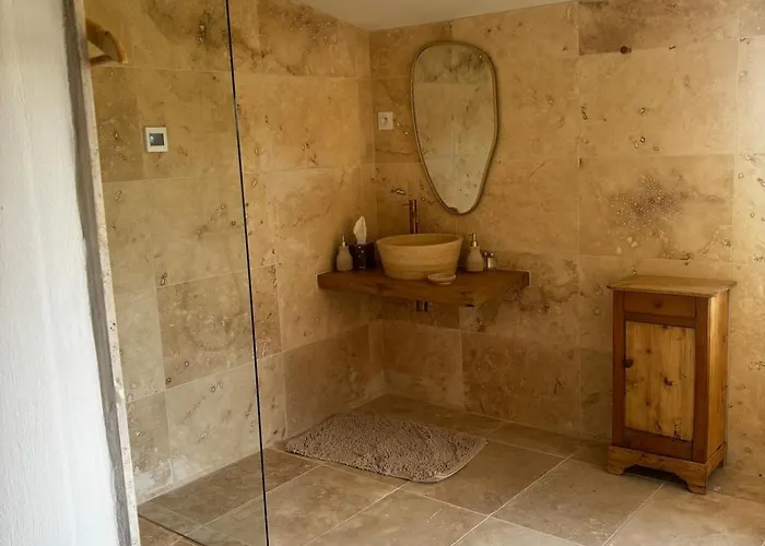 A Majeste 10 Personnes A Barcugnan, Gers * Barcugnan